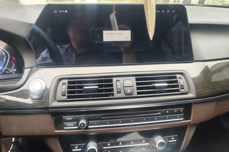Used BMW 5 Series 2013 525Li Leading Model Audio And AC Panel