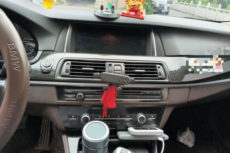 Used BMW 5 Series 2013 525Li Luxury Model Audio And AC Panel