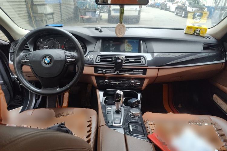 Used BMW 5 Series 2013 520Li Elegant Edition Center Console