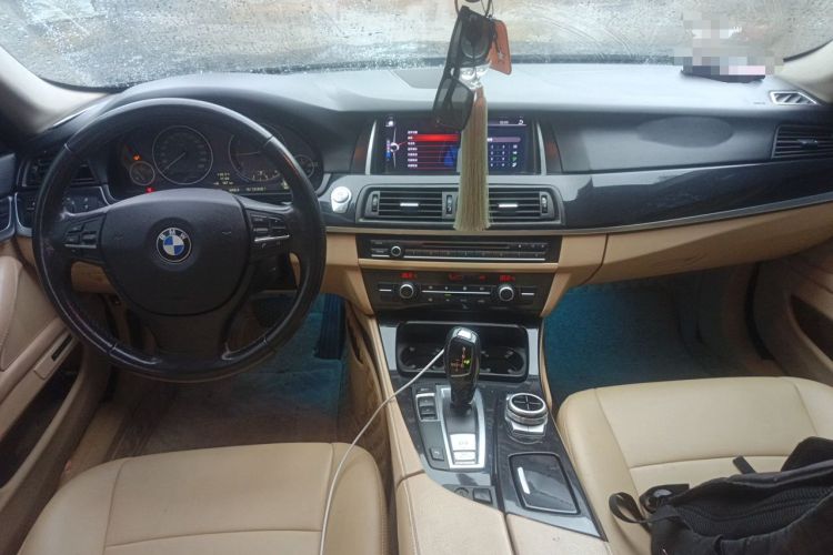 Used BMW 5 Series 2013 520Li Elegant Edition Center Console