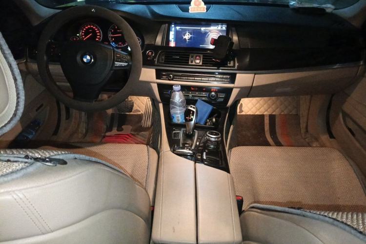 Used BMW 5 Series 2013 520Li Elegant Edition Center Console