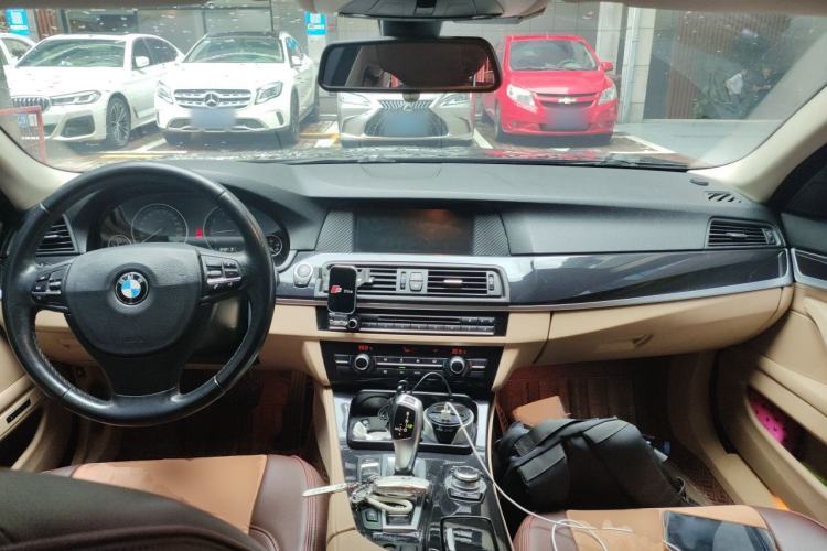 Used BMW 5 Series 2013 520Li Elegant Edition Center Console