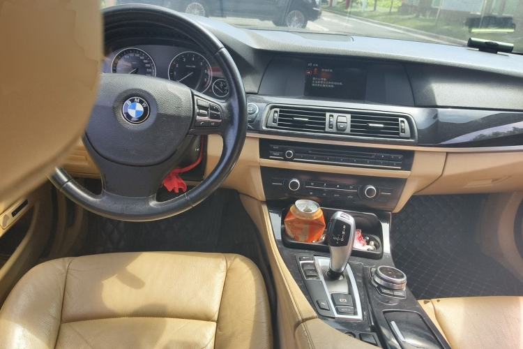 Used BMW 5 Series 2013 520Li Elegant Edition Center Console