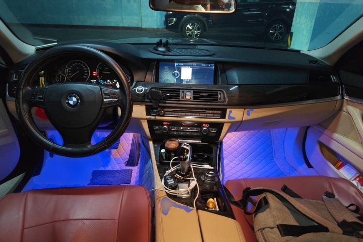 Used BMW 5 Series 2013 530Li Leading Model Center Console