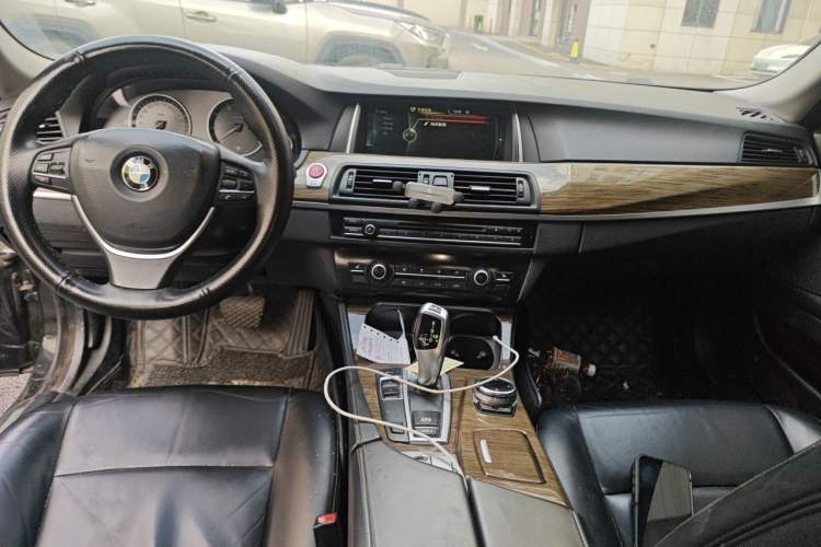 Used BMW 5 Series 2013 525Li Zhuole Edition Center Console