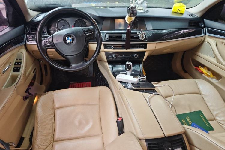 Used BMW 5 Series 2013 520Li Elegant Edition Center Console