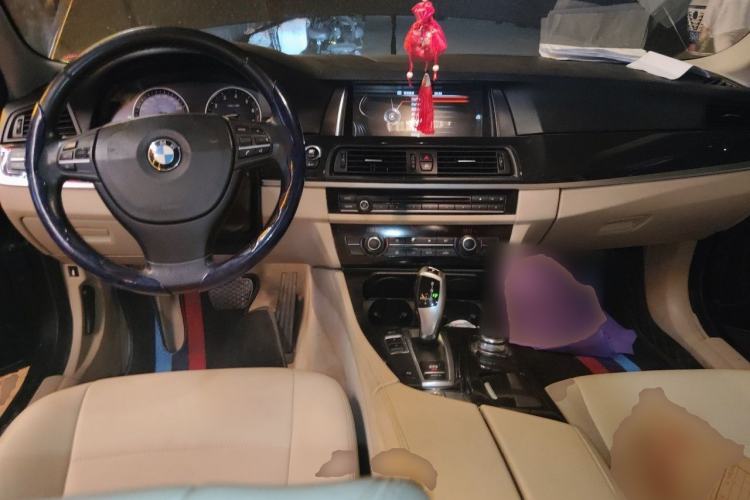 Used BMW 5 Series 2013 520Li Elegant Edition Center Console