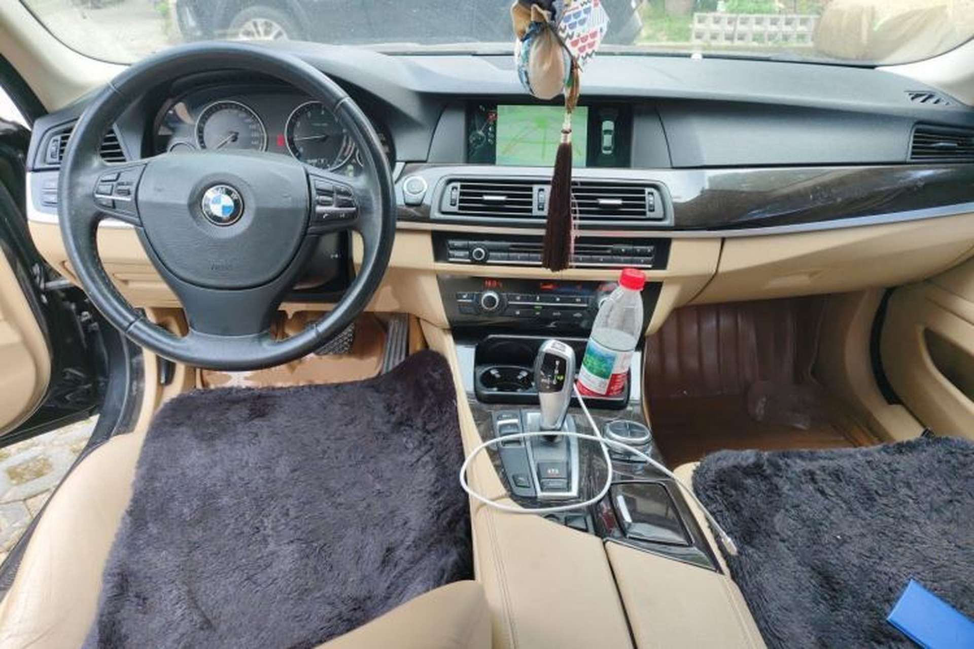 Used BMW 5 Series 2013 525Li Luxury Model Center Console