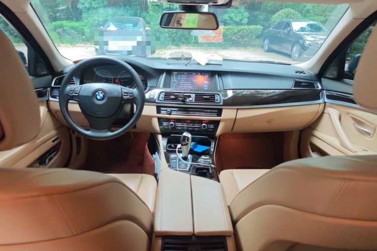Used BMW 5 Series 2013 525Li Leading Model Center Console