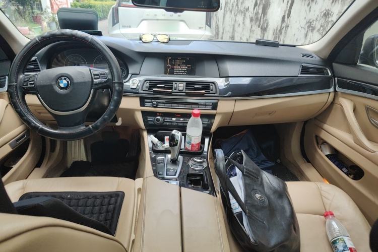 Used BMW 5 Series 2013 520Li Elegant Edition Center Console