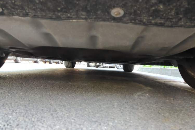 Used BMW 5 Series 2013 530Li Leading Model Chassis Front