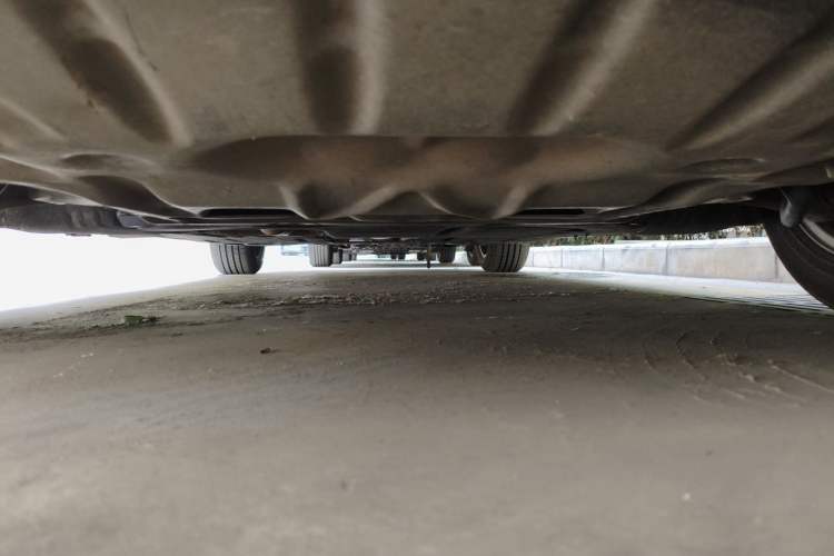 Used BMW 5 Series 2013 525Li Leading Model Chassis Front