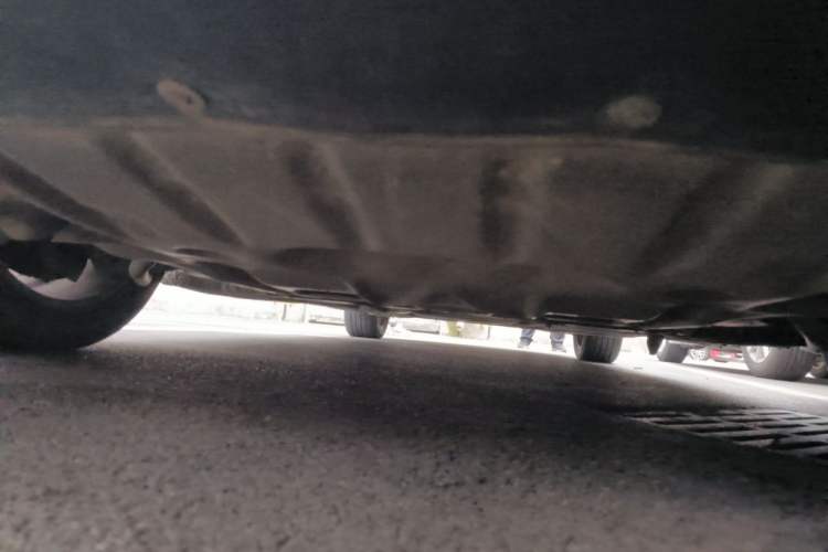 Used BMW 5 Series 2013 535Li Leading Model Chassis Front