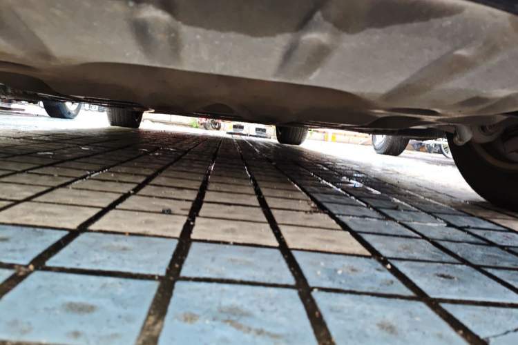 Used BMW 5 Series 2013 525Li Luxury Model Chassis Front