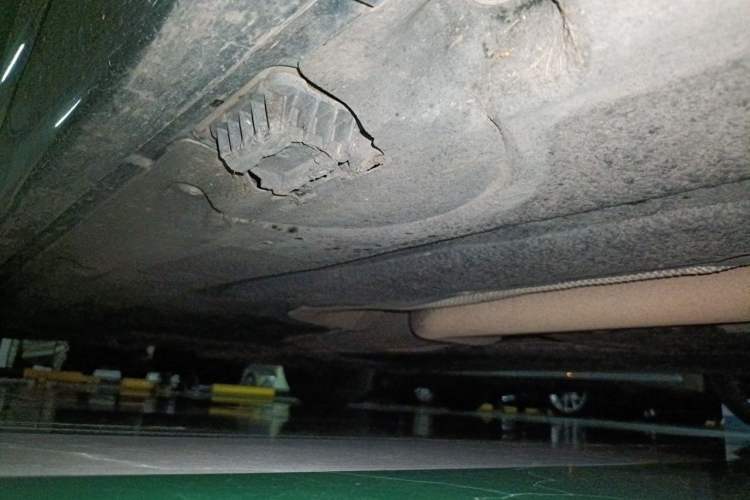 Used BMW 5 Series 2013 525Li Leading Model Chassis Front Right