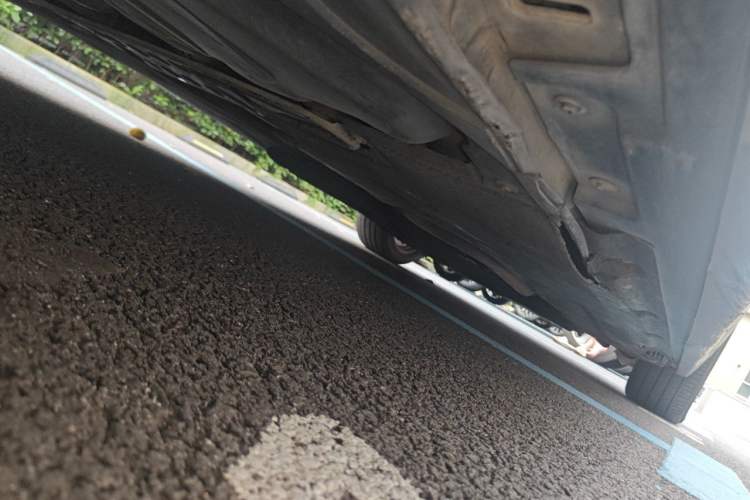 Used BMW 5 Series 2013 525Li Zhuole Edition Chassis Front Right
