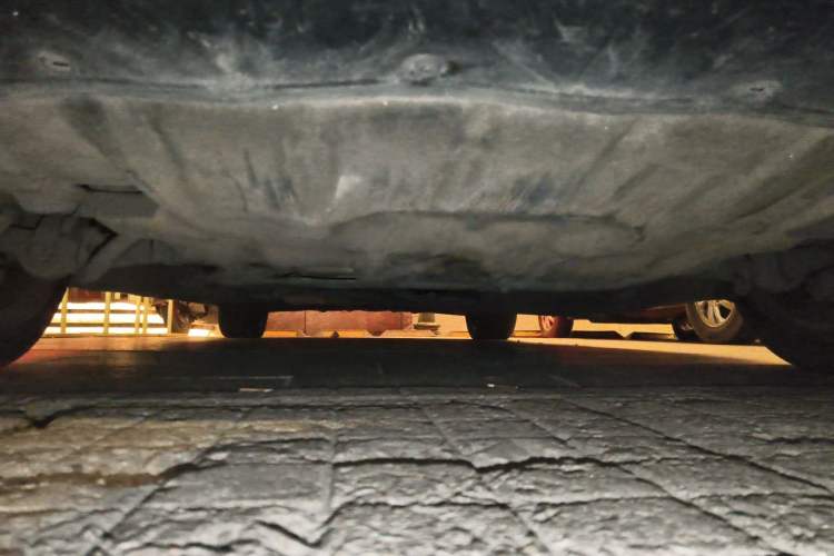Used BMW 5 Series 2013 535Li Leading Model Chassis Front