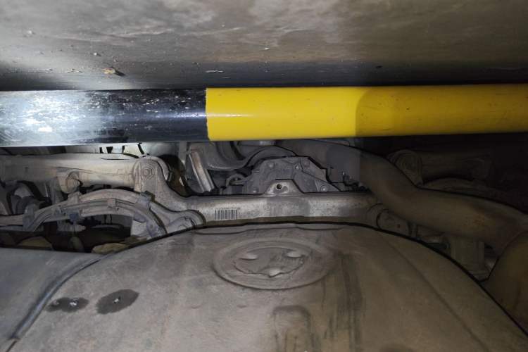 Used BMW 5 Series 2013 530Li Leading Model Chassis Rear