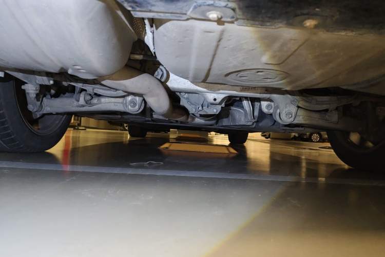 Used BMW 5 Series 2013 530Li Leading Model Chassis Rear