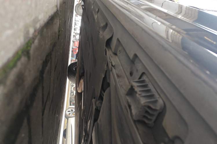 Used BMW 5 Series 2013 520Li Elegant Edition Chassis Rear Left
