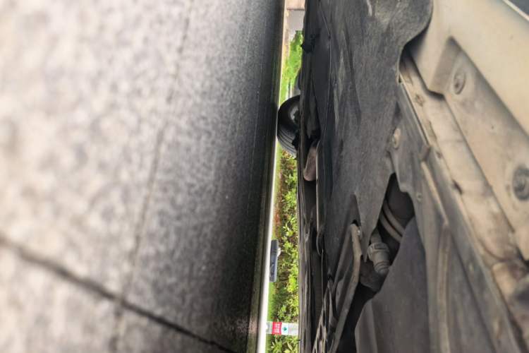 Used BMW 5 Series 2013 525Li Zhuole Edition Chassis Rear Left