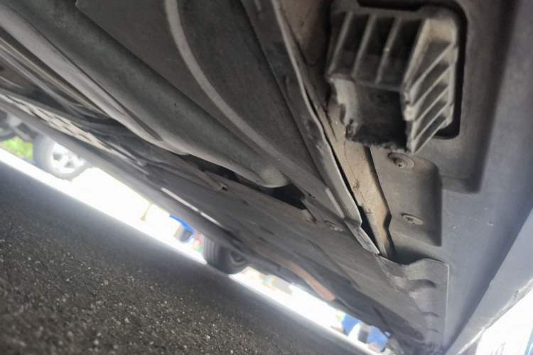 Used BMW 5 Series 2013 525Li Luxury Model Chassis Rear Right