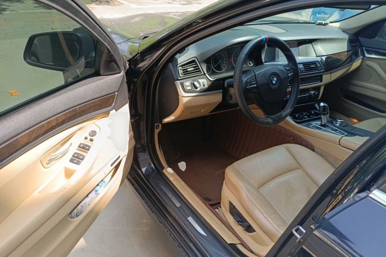 Used BMW 5 Series 2013 525Li Leading Model Driver Seat