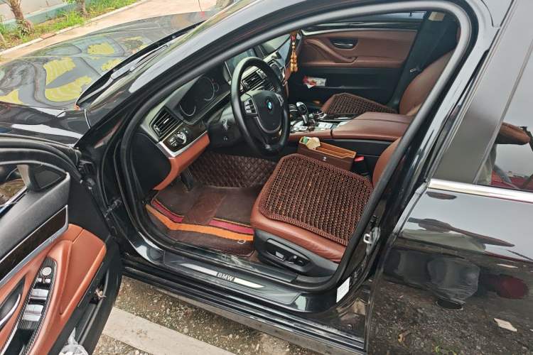 Used BMW 5 Series 2013 530Li Leading Model Driver Seat