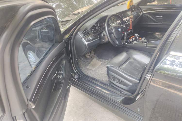Used BMW 5 Series 2013 535Li Luxury Model Driver Seat