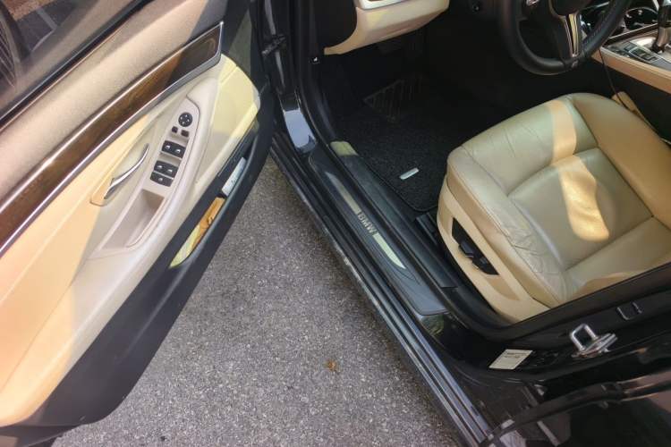 Used BMW 5 Series 2013 525Li Luxury Model Driver Seat