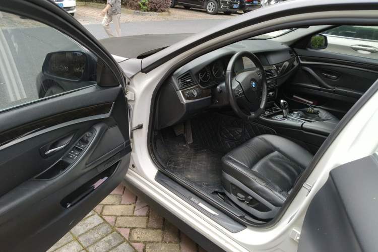 Used BMW 5 Series 2013 525Li Leading Model Driver Seat