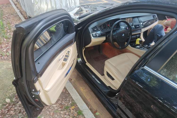 Used BMW 5 Series 2013 525Li Leading Model Driver Seat