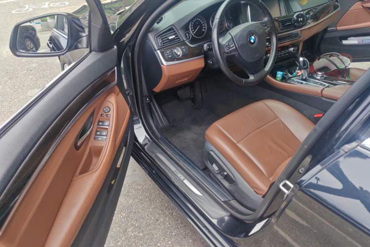 Used BMW 5 Series 2013 525Li Leading Model Driver Seat
