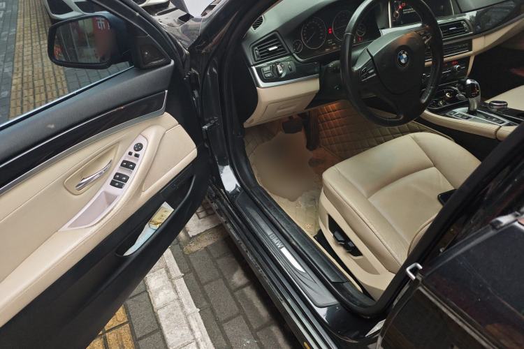 Used BMW 5 Series 2013 520Li Elegant Edition Driver Seat