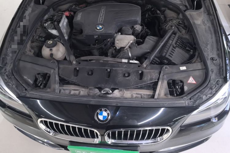 Used BMW 5 Series 2013 525Li Luxury Model Engine Bay