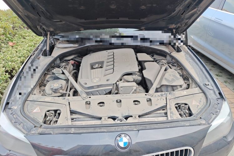 Used BMW 5 Series 2013 530Li Leading Model Engine Bay