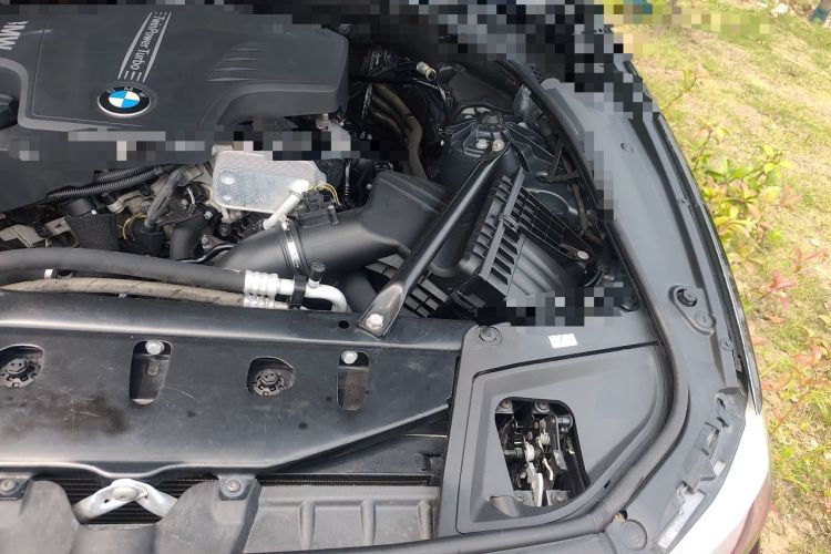 Used BMW 5 Series 2013 525Li Luxury Model Engine Bay Left