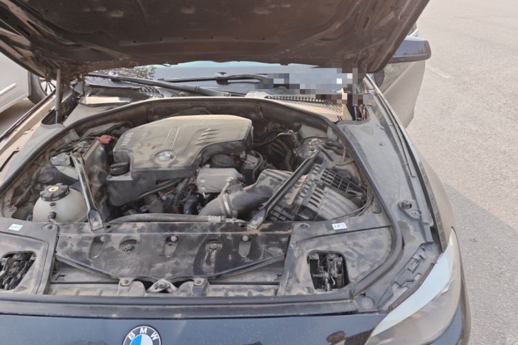 Used BMW 5 Series 2013 525Li Leading Model Engine Bay Left