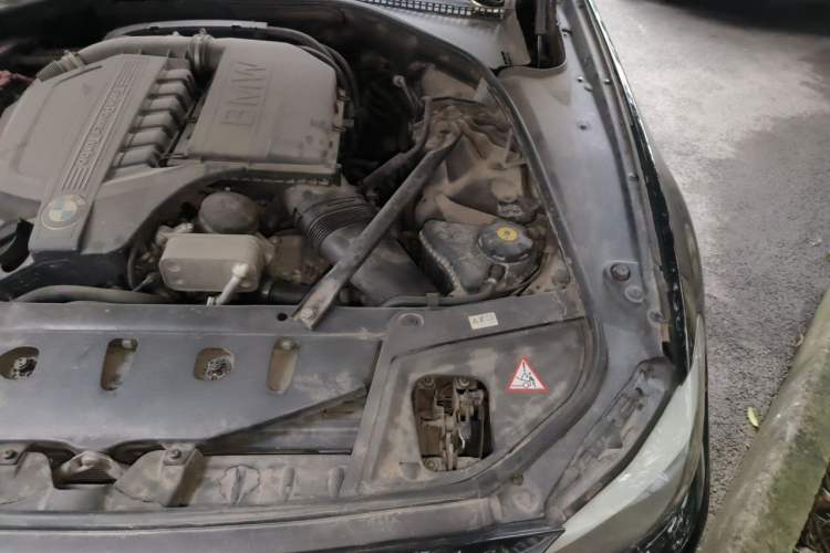 Used BMW 5 Series 2013 535Li Leading Model Engine Bay Left