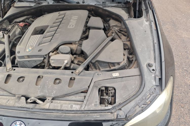 Used BMW 5 Series 2013 530Li Leading Model Engine Bay Left