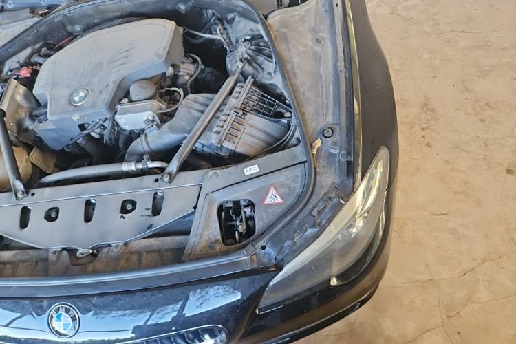Used BMW 5 Series 2013 525Li Zhuole Edition Engine Bay Left