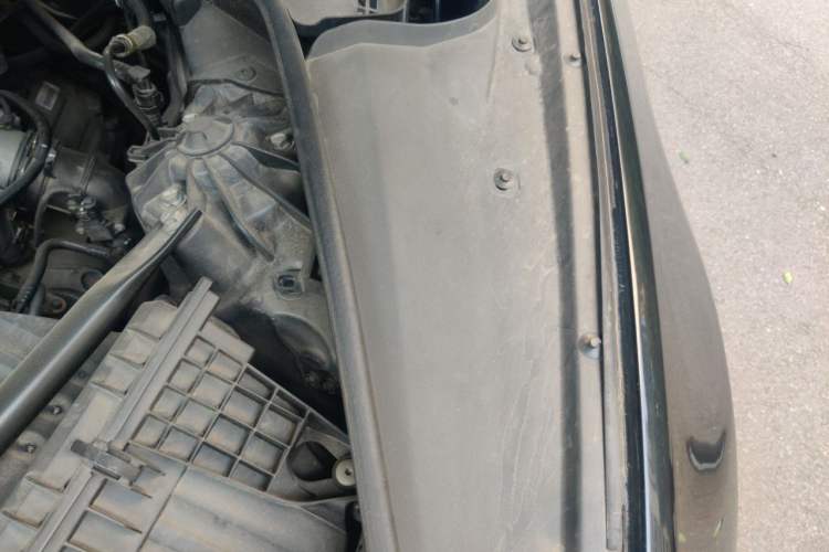 Used BMW 5 Series 2013 525Li Luxury Model Engine Bay Left