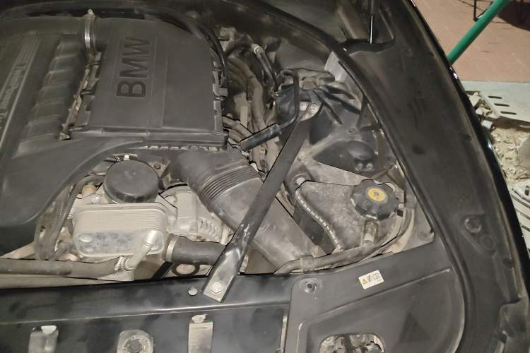 Used BMW 5 Series 2013 535Li Luxury Model Engine Bay Left