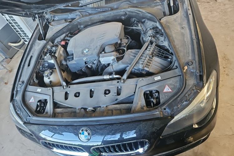 Used BMW 5 Series 2013 525Li Zhuole Edition Engine Bay