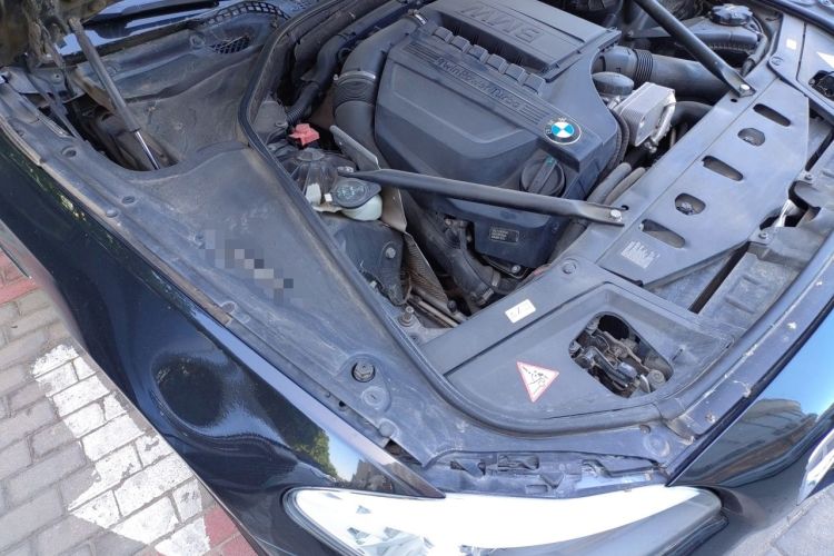 Used BMW 5 Series 2013 535Li Leading Model Engine Bay Right