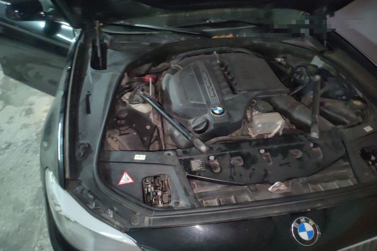 Used BMW 5 Series 2013 535Li Luxury Model Engine Bay Right