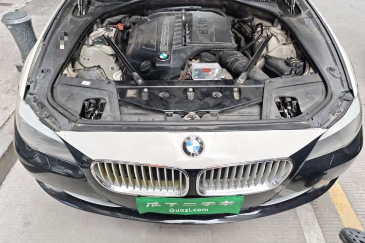 Used BMW 5 Series 2013 535Li Luxury Model Engine Bay