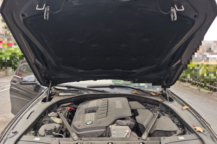 Used BMW 5 Series 2013 530i Luxury Touring Edition Engine Bay
