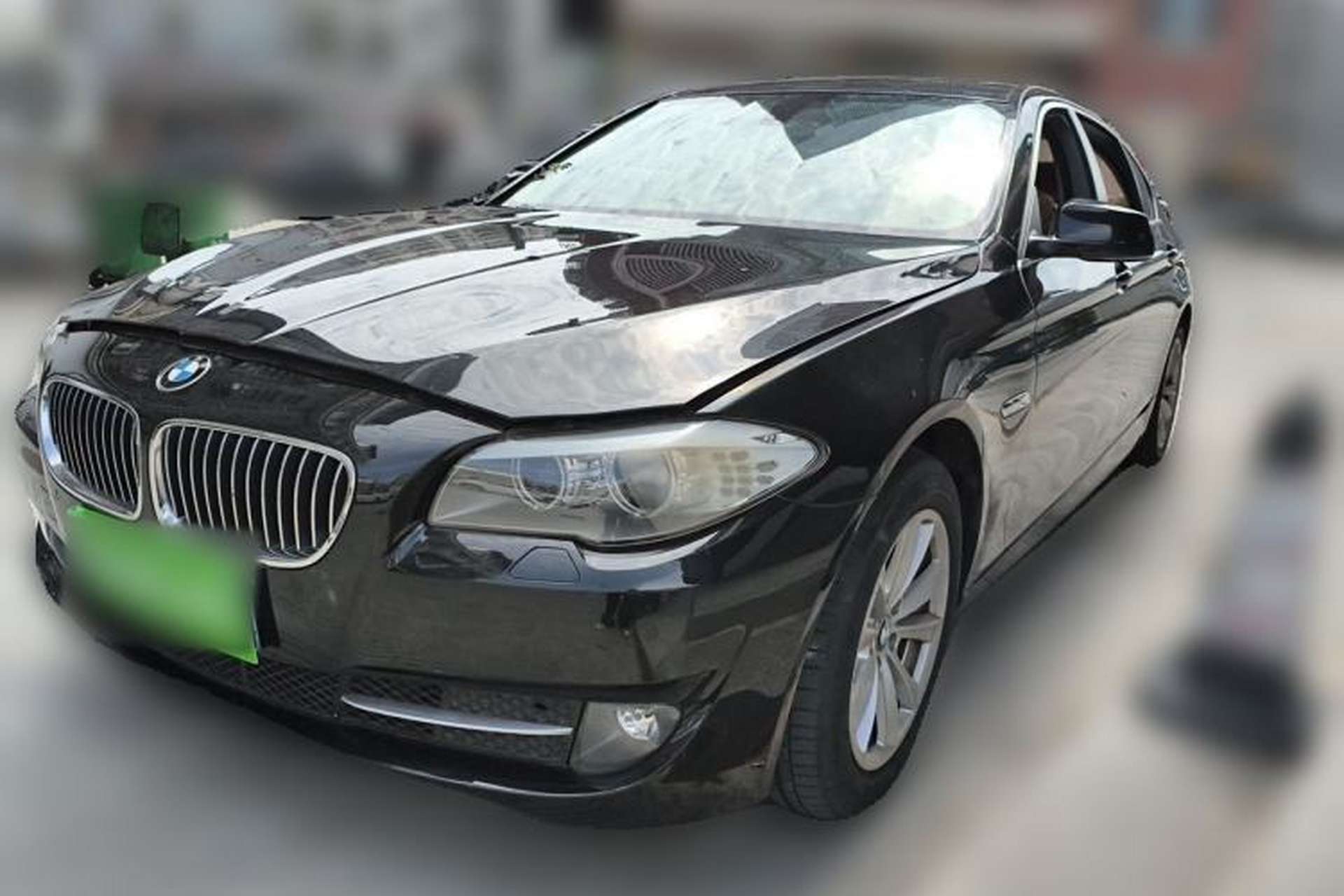 Used BMW 5 Series 2013 525Li Leading Model Front Left 45 Deg