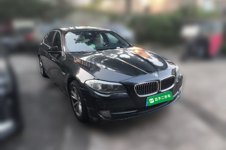 Used BMW 5 Series 2013 525Li Luxury Model Front Right 45 Deg